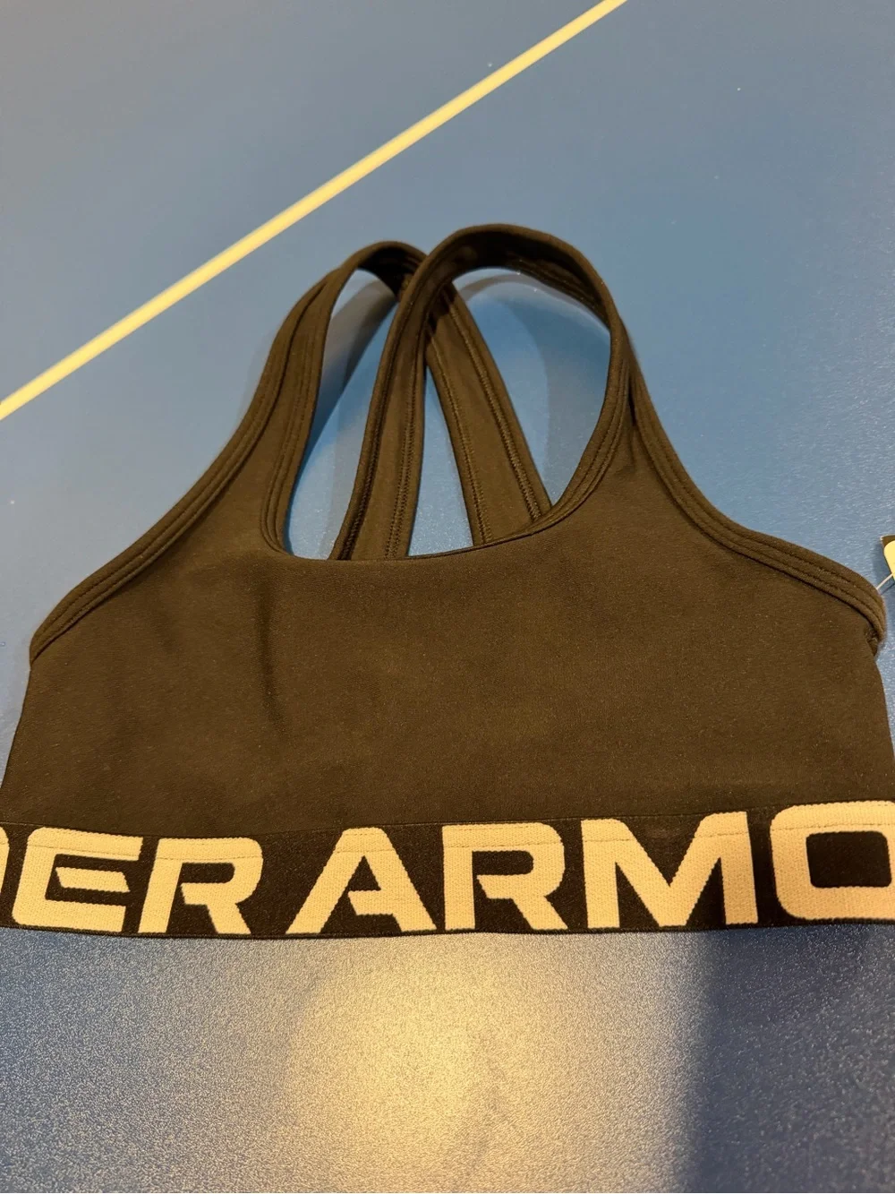 NWT Girls Under Armour Sports Bra Size M!
